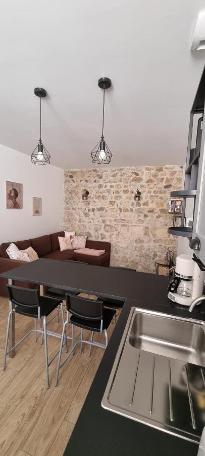 Appartement Chaleureux En Ardeche La Roche-de-Glun Zewnętrze zdjęcie