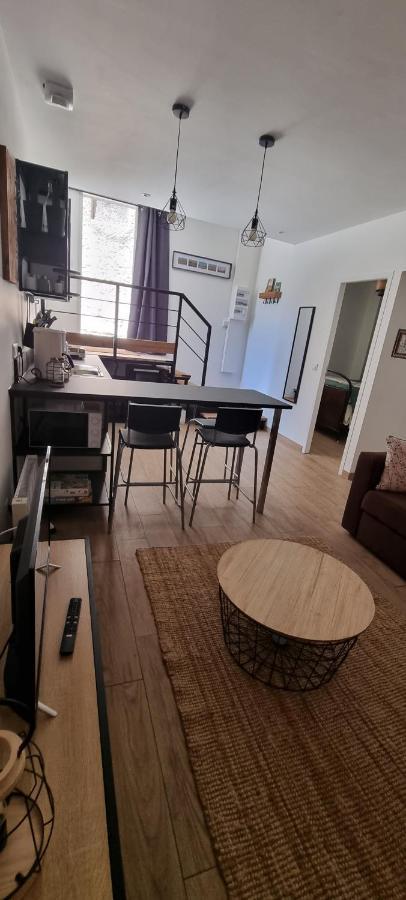 Appartement Chaleureux En Ardeche La Roche-de-Glun Zewnętrze zdjęcie